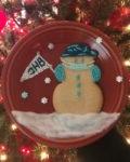 plate with cookie snowman with pennant & wearing mask